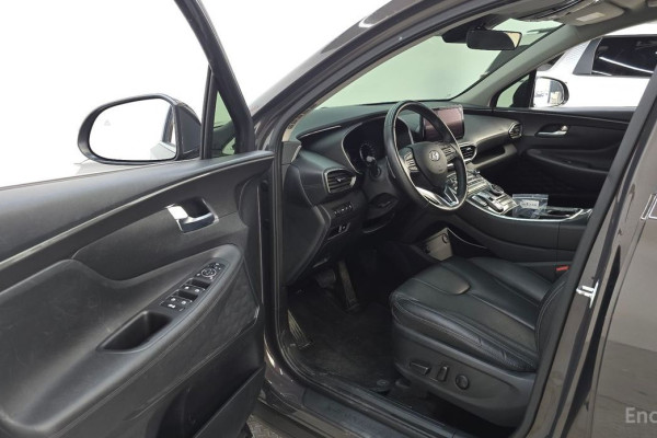 2023 Hyundai Santa Fe с пробегом 38 813 км