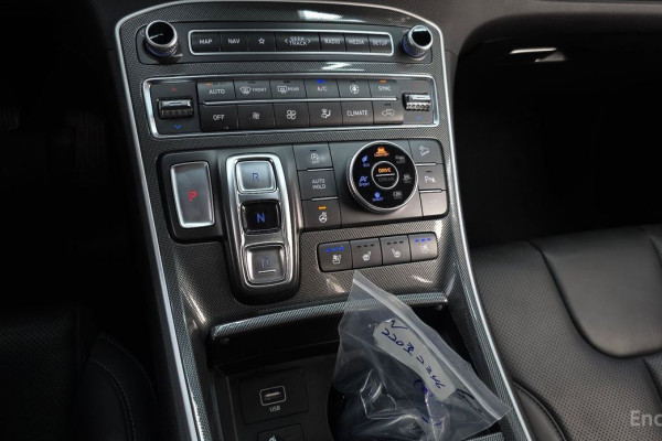 2023 Hyundai Santa Fe с пробегом 38 813 км