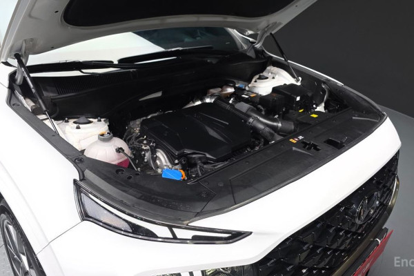 2022 Hyundai Santa Fe с пробегом 18 237 км