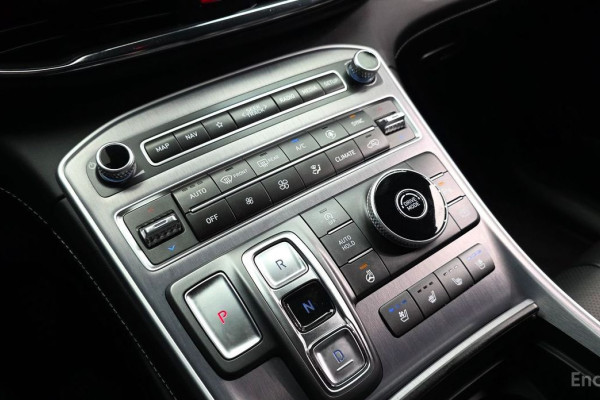 2022 Hyundai Santa Fe с пробегом 18 237 км