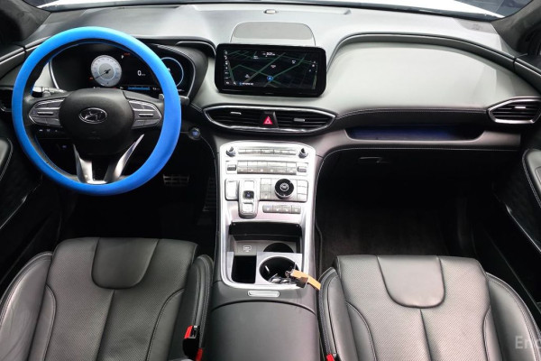 2022 Hyundai Santa Fe с пробегом 18 237 км