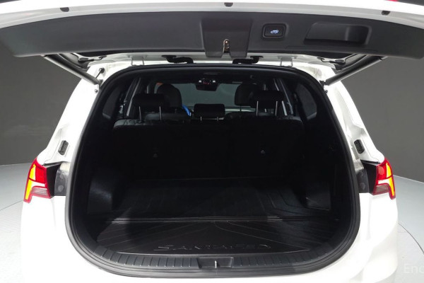 2022 Hyundai Santa Fe с пробегом 18 237 км