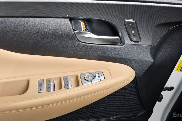 2021 Hyundai Santa Fe с пробегом 32 749 км