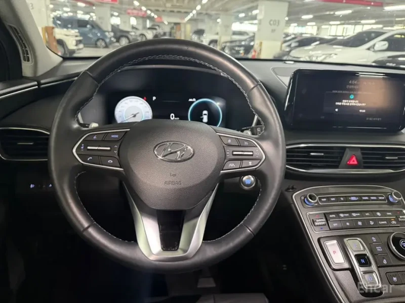 2023 Hyundai Santa Fe с пробегом 56 201 км