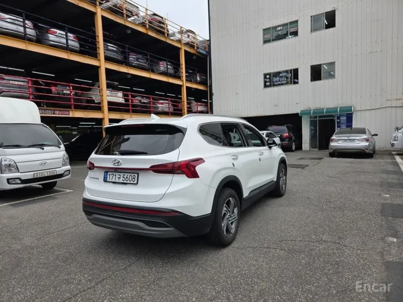 2023 Hyundai Santa Fe с пробегом 28 257 км