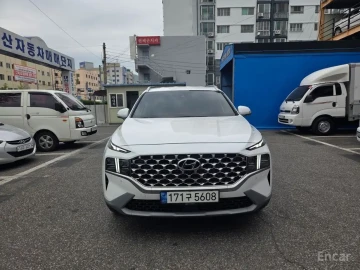 2023 Hyundai Santa Fe с пробегом 28 257 км