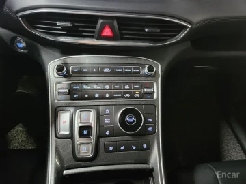 2023 Hyundai Santa Fe с пробегом 28 257 км