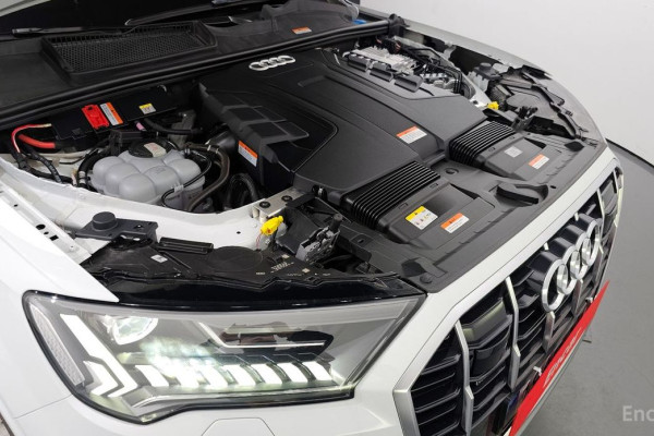 2023 Audi Q7 с пробегом 31 630 км