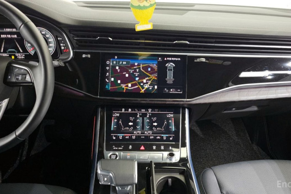 2023 Audi Q7 с пробегом 31 630 км