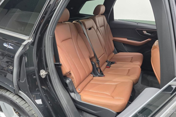 2023 Audi Q7 с пробегом 15 785 км