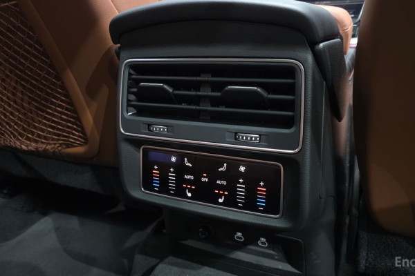 2023 Audi Q7 с пробегом 15 785 км