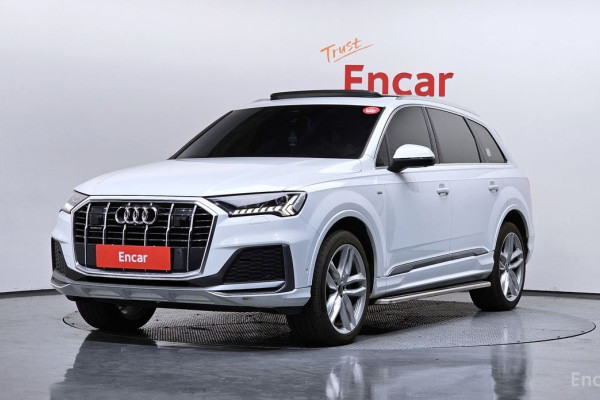 2023 Audi Q7 с пробегом 31 645 км