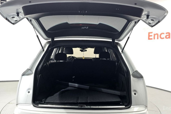 2023 Audi Q7 с пробегом 31 645 км