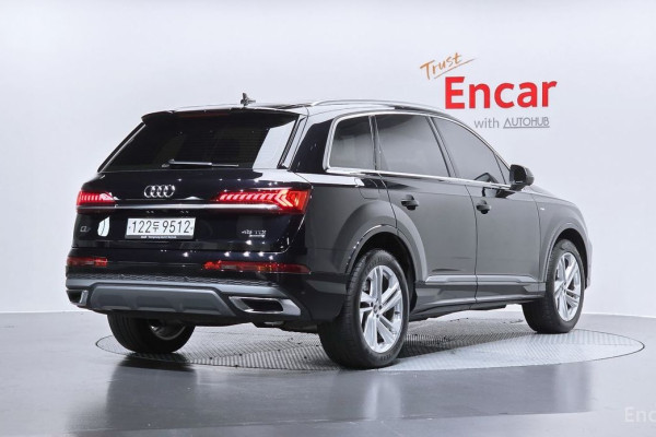 2021 Audi Q7 с пробегом 35 562 км