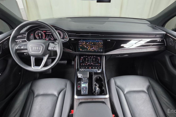 2021 Audi Q7 с пробегом 35 562 км