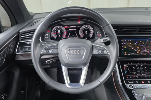 2021 Audi Q7 с пробегом 35 562 км