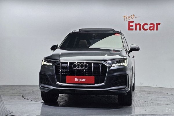 2022 Audi Q7 с пробегом 70 391 км