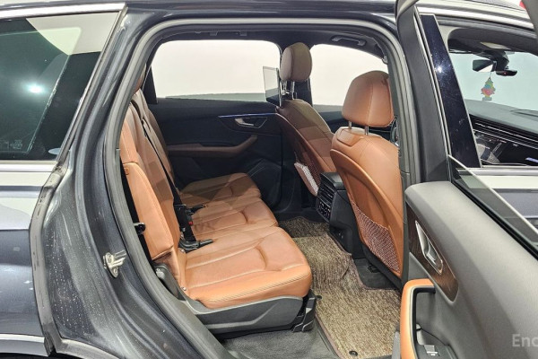 2022 Audi Q7 с пробегом 70 391 км