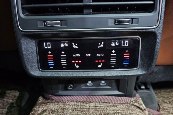 2022 Audi Q7 с пробегом 70 391 км