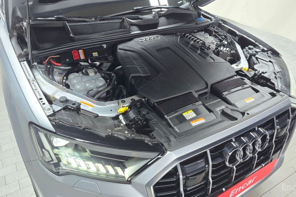 2021 Audi Q7 с пробегом 81 176 км