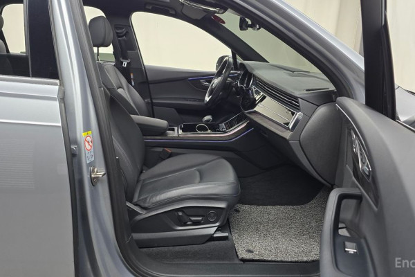 2021 Audi Q7 с пробегом 81 176 км