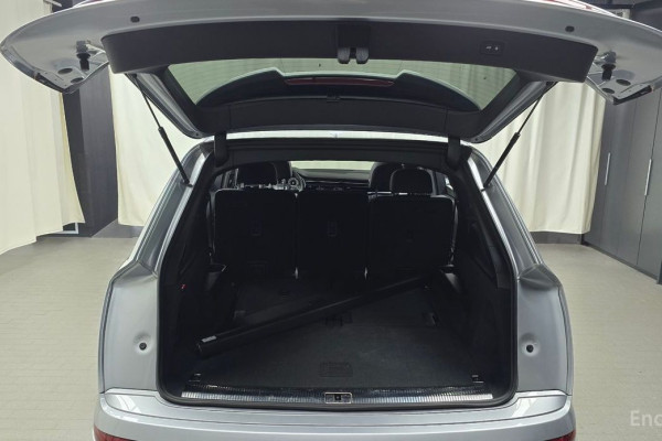 2021 Audi Q7 с пробегом 81 176 км