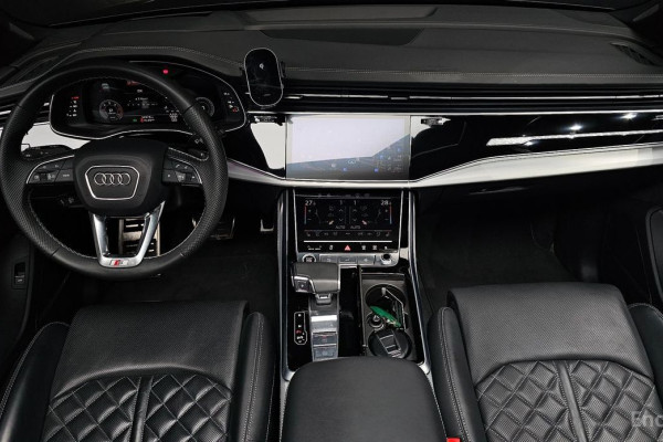 2023 Audi Q7 с пробегом 34 978 км