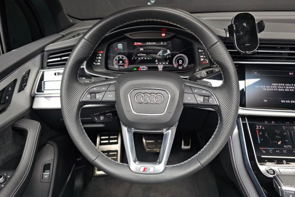 2023 Audi Q7 с пробегом 34 978 км