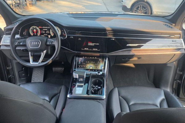 2022 Audi Q7 с пробегом 82 195 км