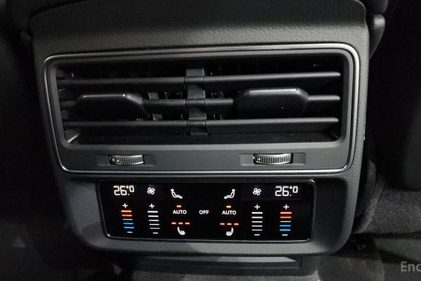 2021 Audi Q7 с пробегом 63 687 км