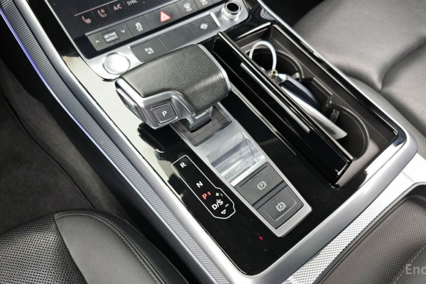 2020 Audi Q7 с пробегом 143 789 км