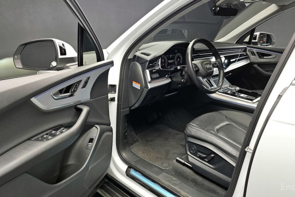 2020 Audi Q7 с пробегом 143 789 км