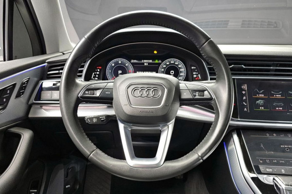 2020 Audi Q7 с пробегом 143 789 км