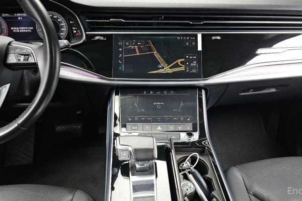 2020 Audi Q7 с пробегом 143 789 км