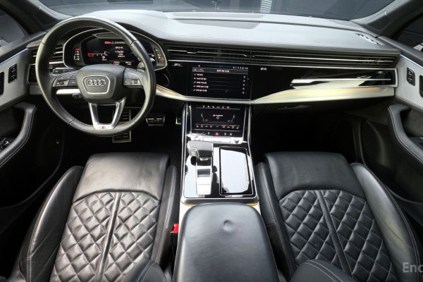 2022 Audi Q7 с пробегом 73 349 км