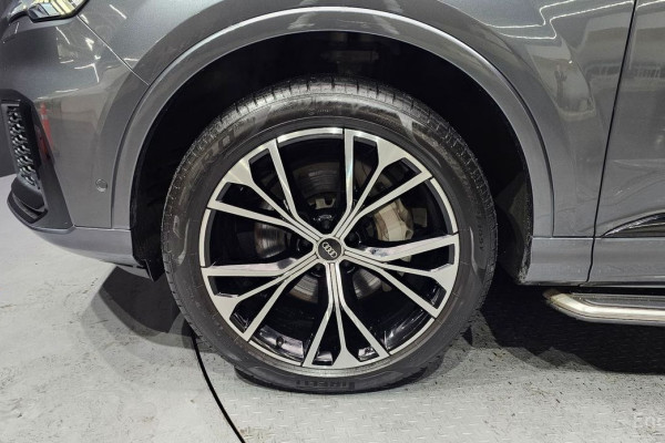 2022 Audi Q7 с пробегом 65 782 км