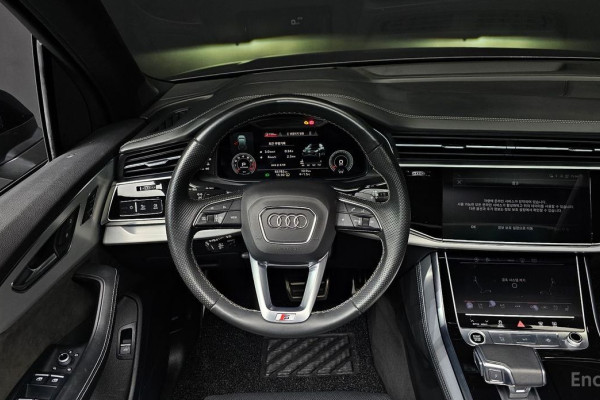 2022 Audi Q7 с пробегом 65 782 км