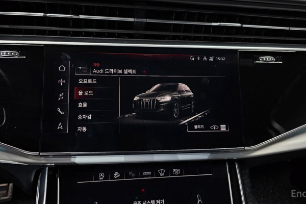 2022 Audi Q7 с пробегом 65 782 км