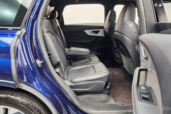 2022 Audi Q7 с пробегом 53 212 км