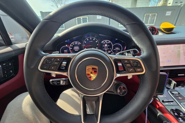 2023 Porsche Cayenne с пробегом 51 000 км