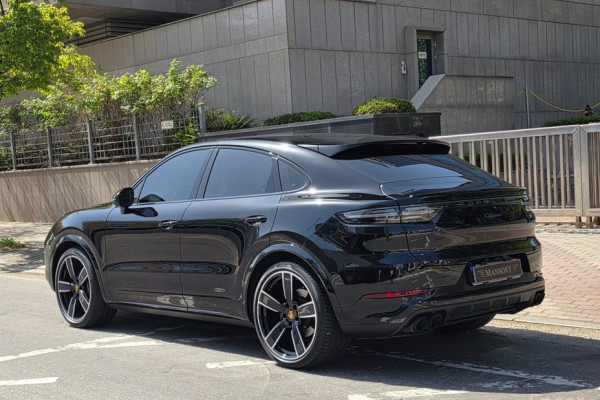 2022 Porsche Cayenne с пробегом 46 750 км