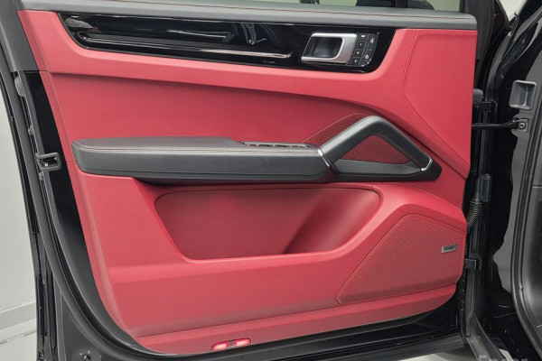 2022 Porsche Cayenne с пробегом 46 750 км