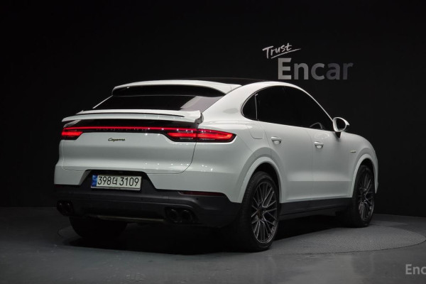 2021 Porsche Cayenne с пробегом 12 497 км