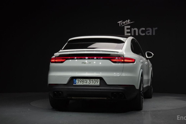 2021 Porsche Cayenne с пробегом 12 497 км