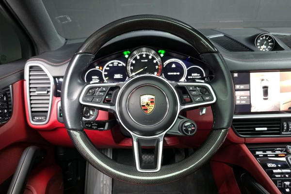 2021 Porsche Cayenne с пробегом 12 497 км