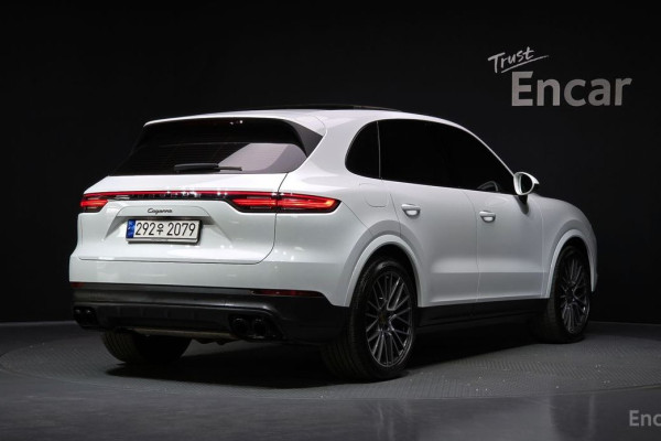 2022 Porsche Cayenne с пробегом 23 041 км
