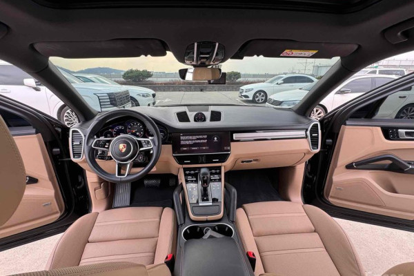2023 Porsche Cayenne с пробегом 30 800 км