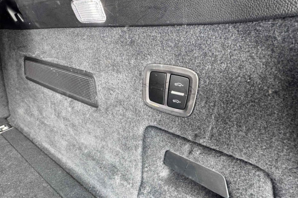 2023 Porsche Cayenne с пробегом 30 800 км