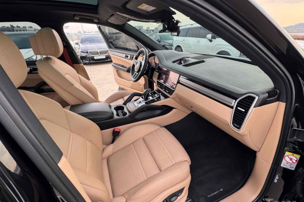 2023 Porsche Cayenne с пробегом 30 800 км