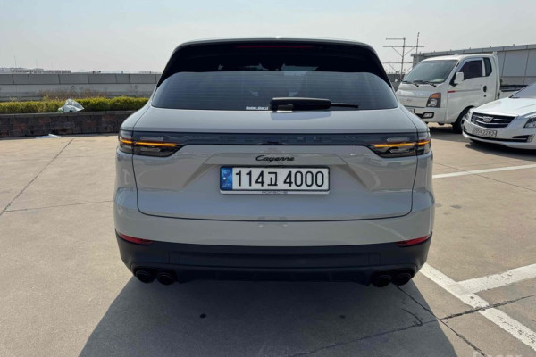 2022 Porsche Cayenne с пробегом 33 647 км